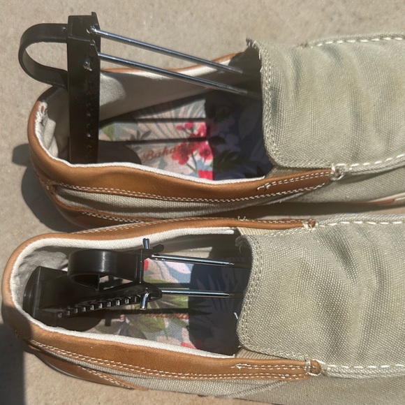 Men’s Tommy Bahama Tan Loafers/Boat Shoes size 11 - Picture 3 of 4